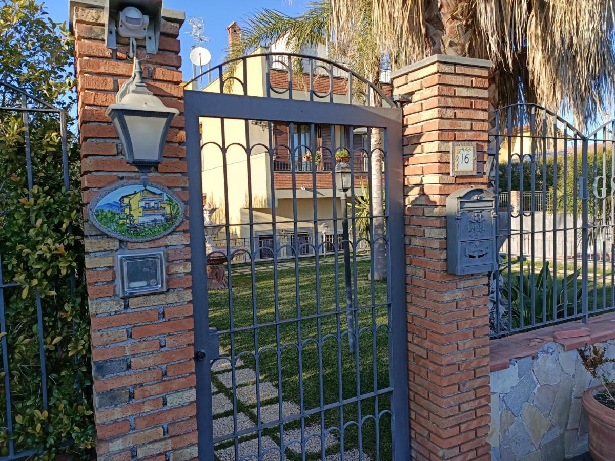 B&B Villa Salome' San Pietro Clarenza エクステリア 写真